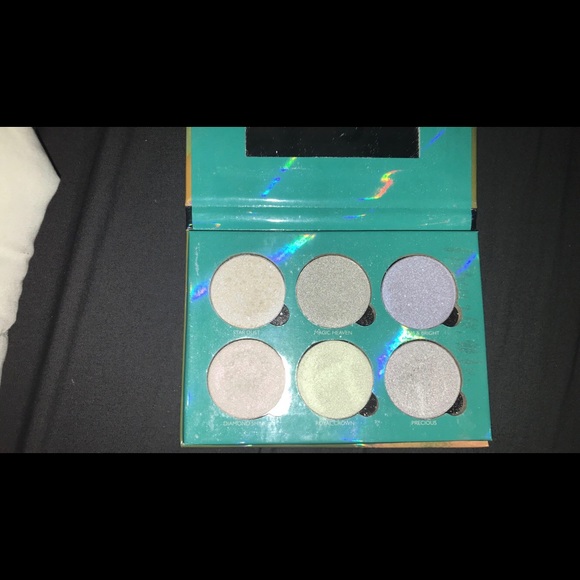 Pallet - Picture 2 of 2